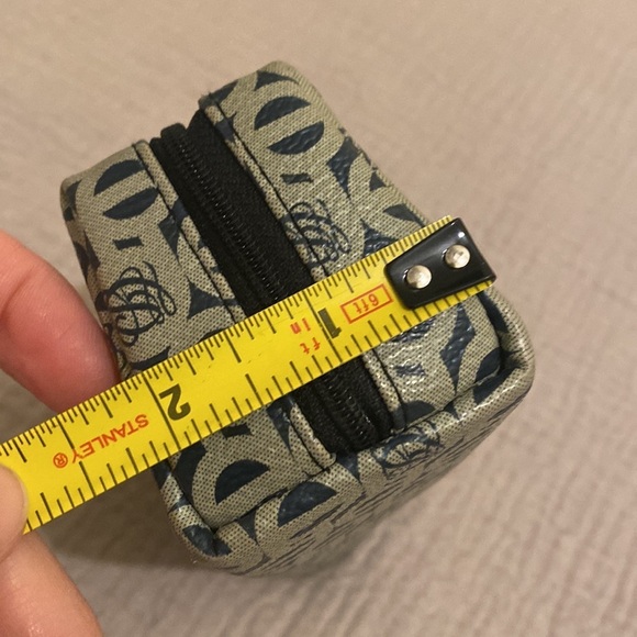 LOUIS QUATORZE GLASS CASE / ESSENTIAL BAG . - Picture 5 of 6